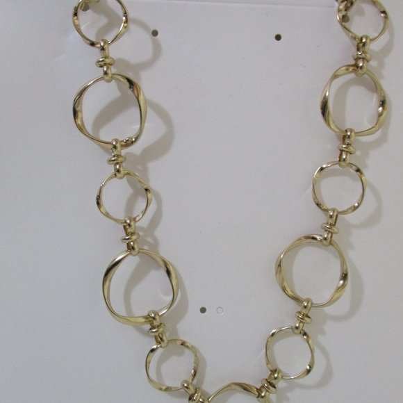 Banana Republic Gold and Silver Rattan Link Necklace NWT 45 each Set of 2 - Picture 8 of 14